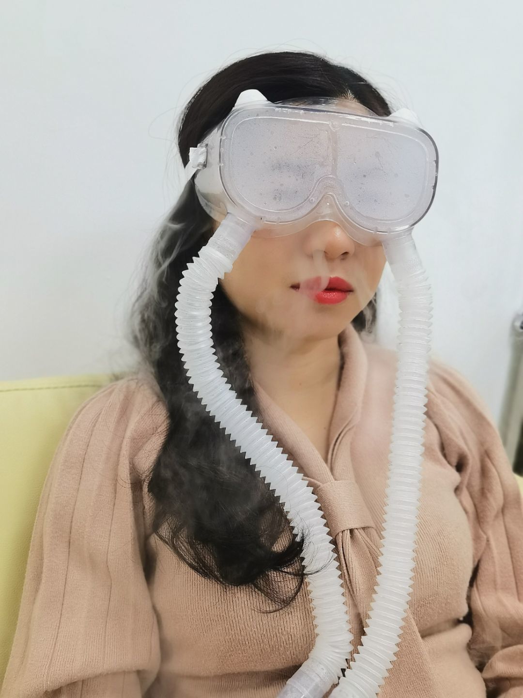 眼睛干澀、疲倦、刺痛……注意了！“干眼癥”可能找上你了！